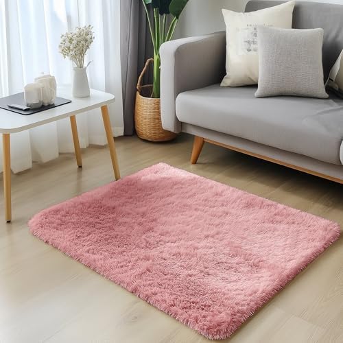 OLANLY 2x3 Machine Washable Small Bedside Rug, Soft Fluffy Shaggy Entryway Throw Rugs for Bedroom, Living Room, Indoor Floor Carpet for Kids Girls Boys, Nursery Rooms, Home Decor Aesthetic, Pale Pink