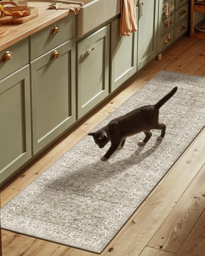 Machine Washable Kitchen Runner Rugs: 2'6"x8' Hallway Rug Stain Resistant Non Slip Low Pile Soft Carpet Runners for Hallways Indoor Entryway Kitchen Laundry Room Bedroom Bathroom Farmhouse
